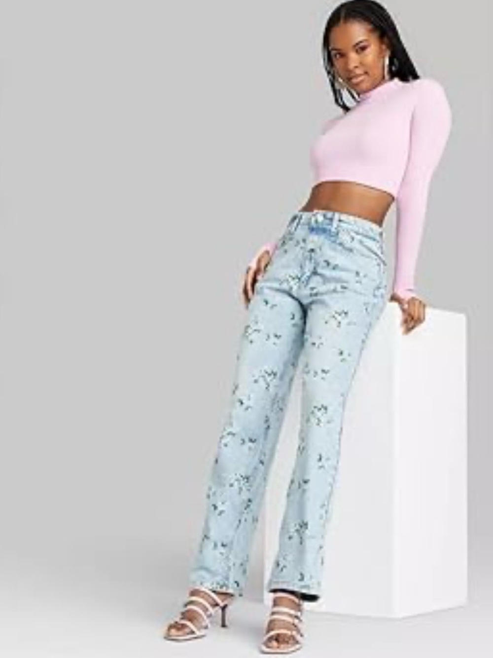 90s Bohemian Floral High-Rise Relaxed Straight Fit Jeans Light Blue Wash Size 17